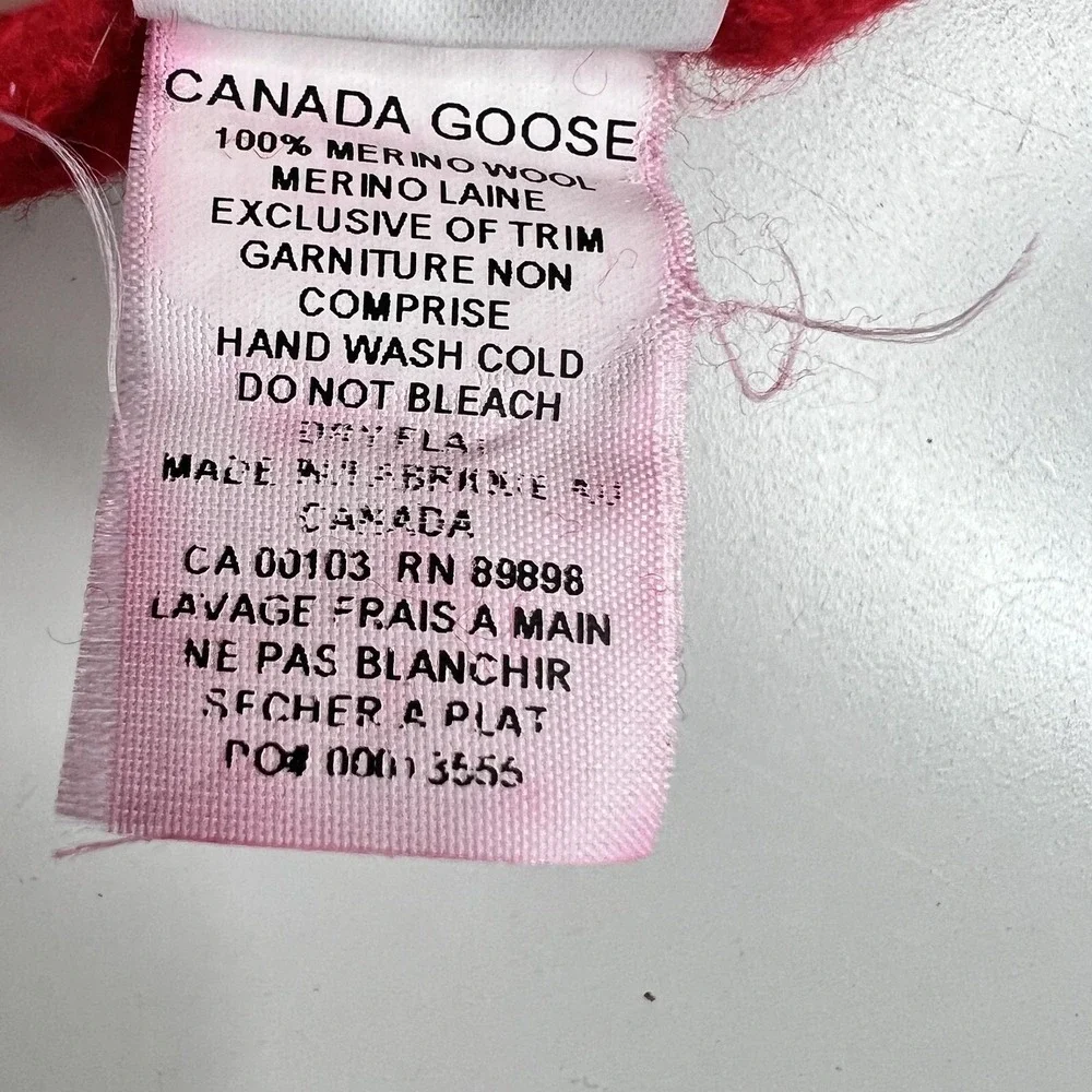 Canada Goose Kids Red Merino Wool Beanie Arctic Program Logo Knit Hat Canada
